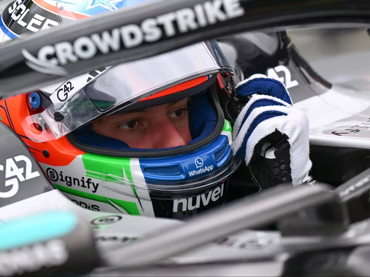 Andrea Kimi Antonelli Foto zur News: Antonelli unter Beschuss: Warum Villeneuve keine Ausreden gelten lässt