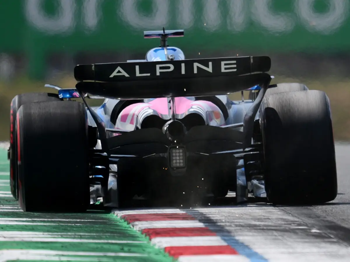 Foto zur News: F1-Gerüchteküche: Holt Alpine die "Haifisch-Mafia" zurück?