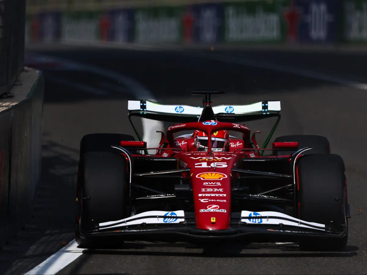 Foto zur News: Longruns Baku: Ferrari nimmt McLaren über sechs Zehntel ab!