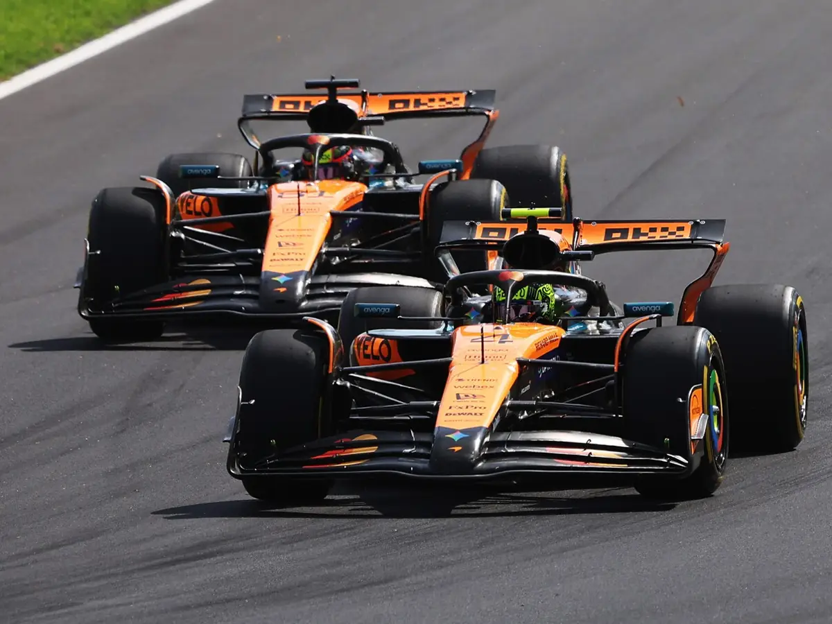 Foto zur News: F1-Drama spitzt sich zu: Lässt McLaren Verstappen zurück ins Titelrennen?