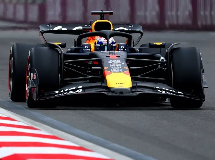 Foto zur News: Verstappen-Comeback: Wird Red Bull in Singapur entlarvt?