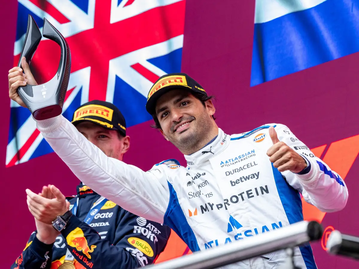 Foto zur News: Carlos Sainz: Warum ihm sein erstes Williams-Podium so viel bedeutet