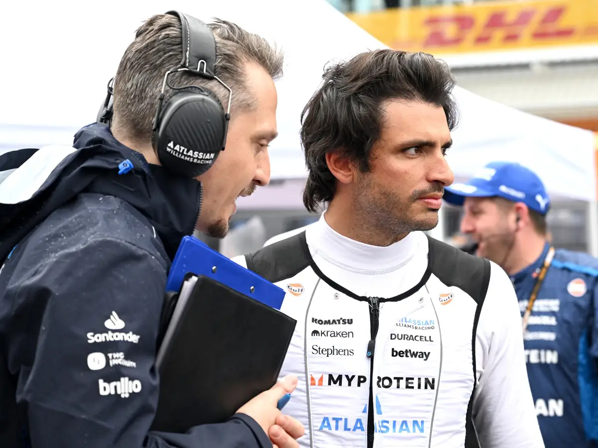 Foto zur News: "Härtester Arbeiter, den ich kenne": Warum Sainz? Ingenieur weinte