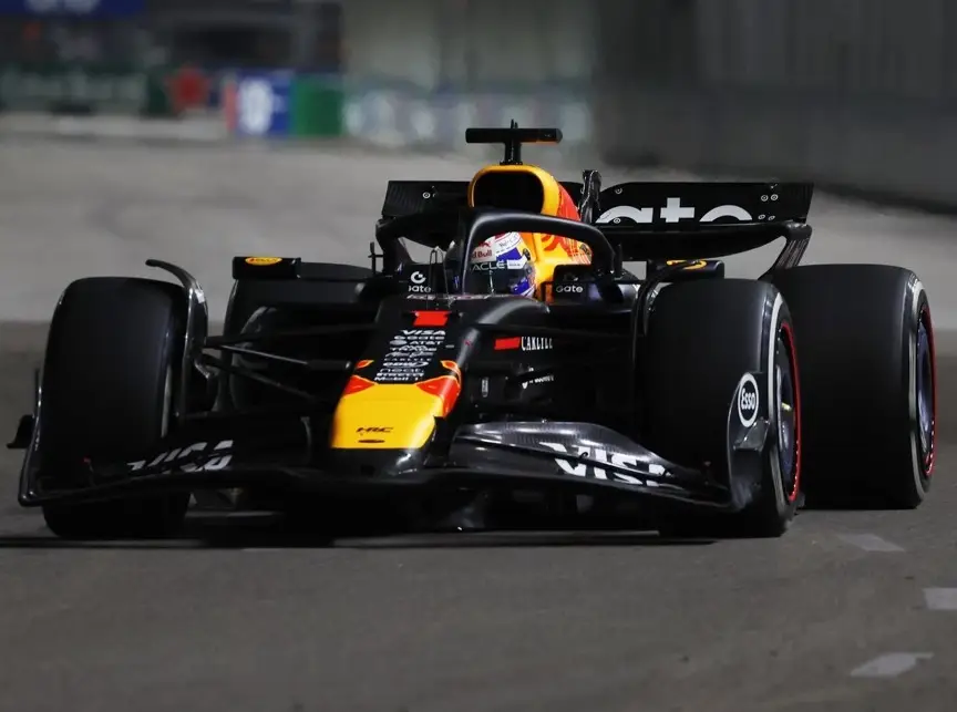 Foto zur News: Mekies: Darum hat Red Bull die Entwicklung 2025 noch nicht eingestellt