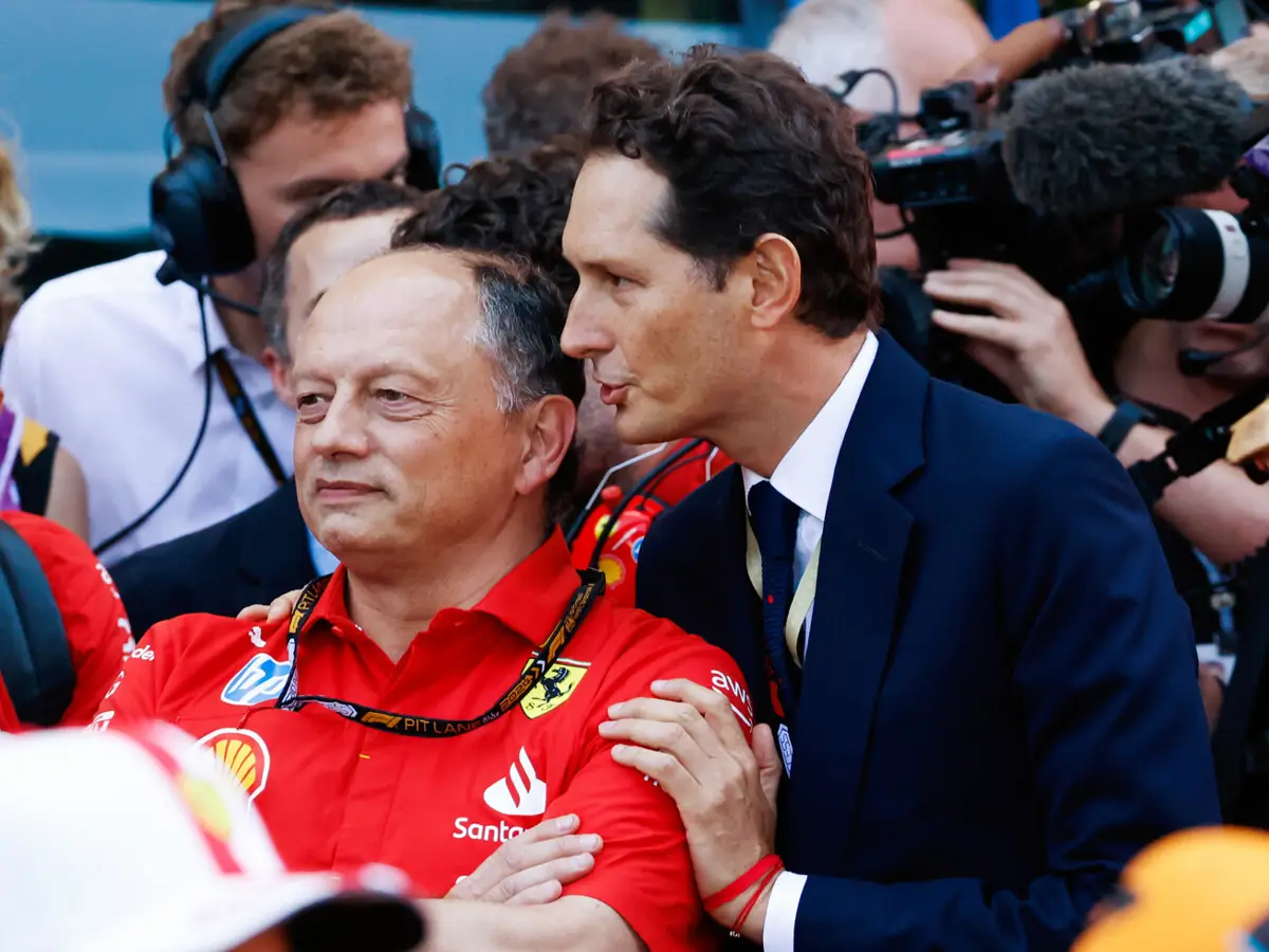 Ferrari-Teamchef Fred Vasseur hat Rückendeckung von Präsident John Elkann Foto zur News: "Diskussion beendet": Ferrari-Teamchef Vasseur begrüßt Botschaft von Elkann