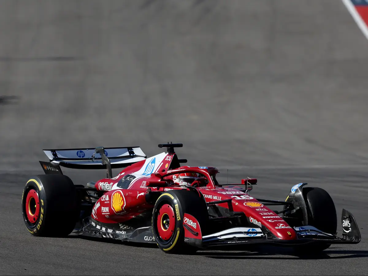 Foto zur News: Das Ferrari-Paradoxon: Wie der SF-25 an der eigenen Freiheit scheitert