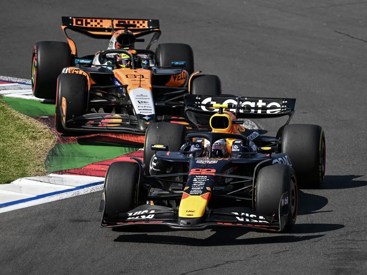 Yuki Tsunoda verhielt sich erst teamdienlich, das zahlte ihm die Boxenmannschaft aber nicht zurück Foto zur News: Red Bull: Mexiko war Tsunodas beste Leistung der Saison