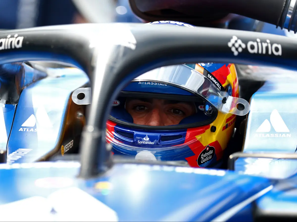 Foto zur News: "Praktisch punktgenau": Warum Carlos Sainz beim Start kein Klebeband braucht