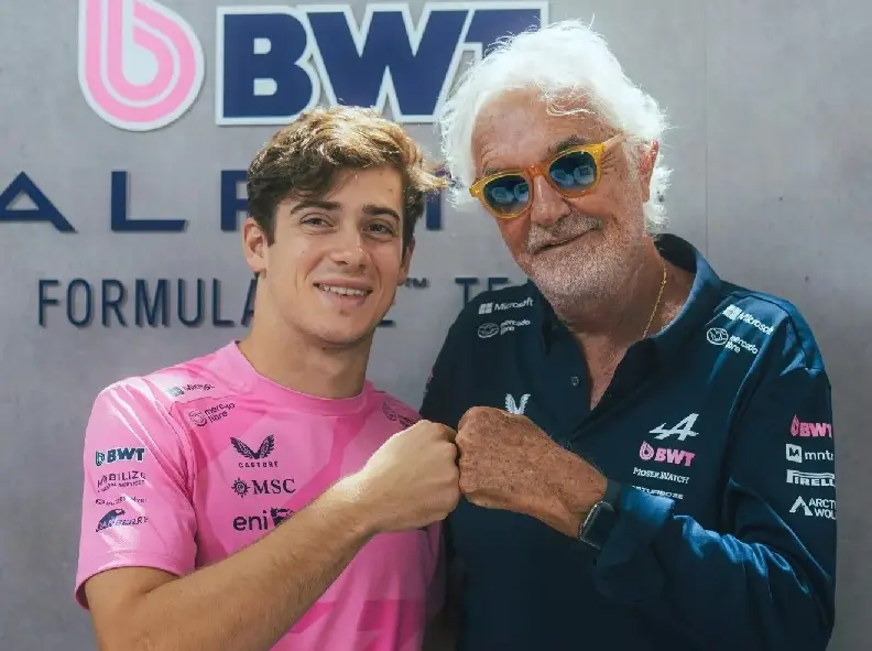 Foto zur News: Offiziell: Alpine macht 2026 weiter mit Pierre Gasly und Franco Colapinto