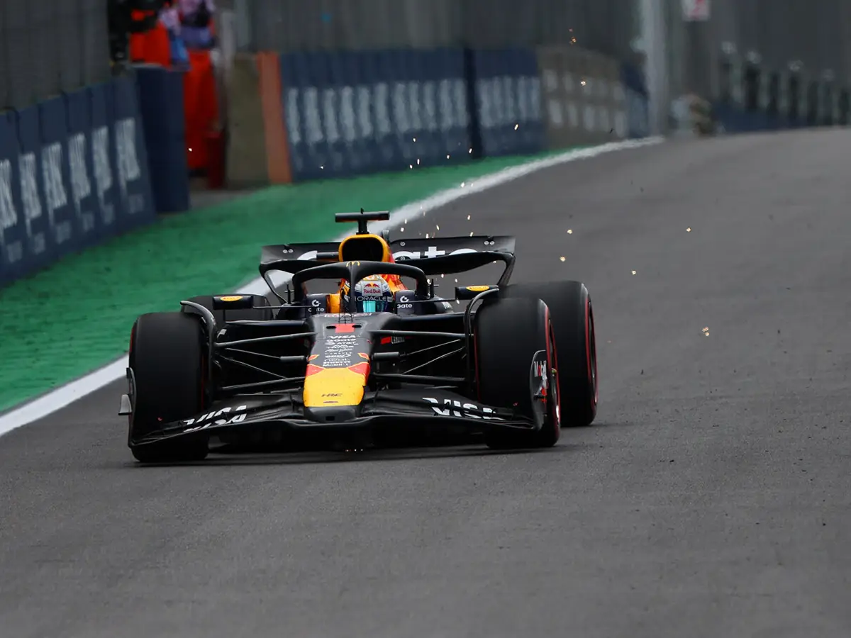 Foto zur News: Letzter Stopp unnötig: Hätte Verstappen in Brasilien gewinnen können?