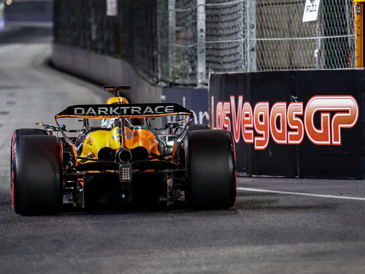Foto zur News: Nach dem Las-Vegas-Debakel 2024: Hat McLaren die Lösung gefunden?