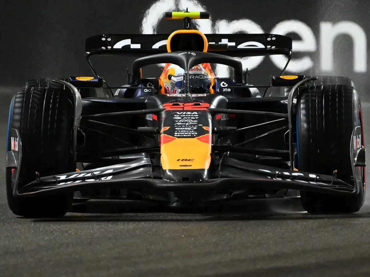 Foto zur News: Red Bull gesteht: Reifendruck-Panne kostet Tsunoda das Qualifying