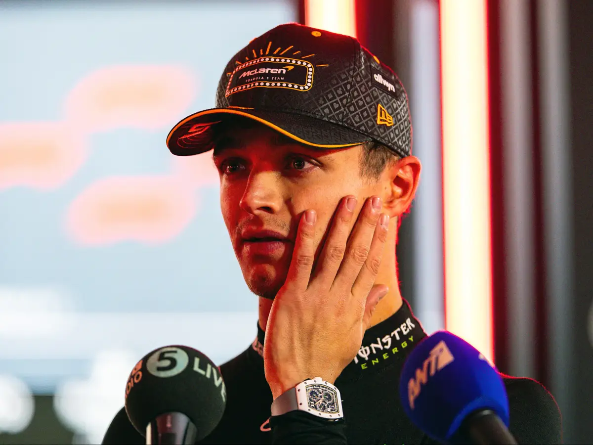 Foto zur News: McLaren reagiert auf Doppeldisqualifikation in Las Vegas