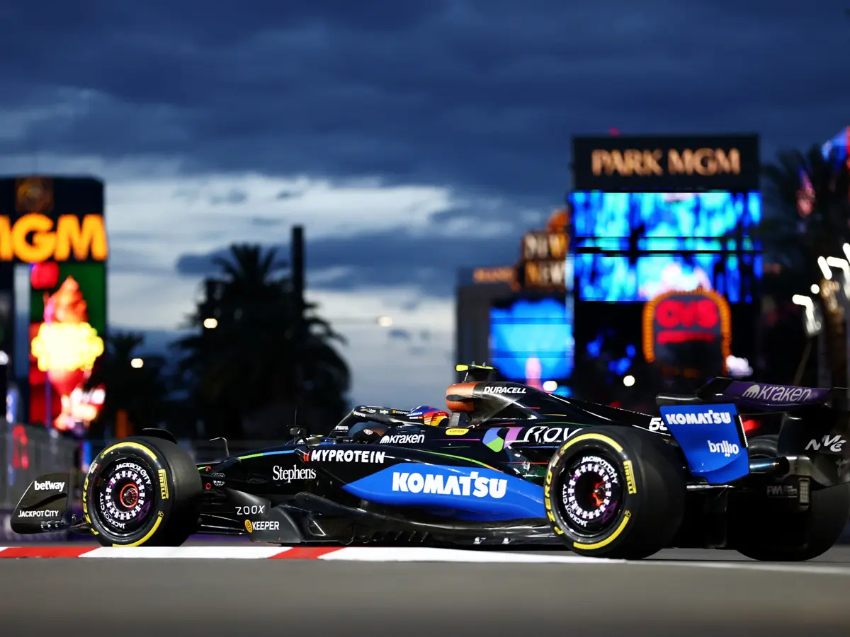 Foto zur News: Williams zu konservativ? Sainz analysiert verpasste Chancen beim Boxenstopp