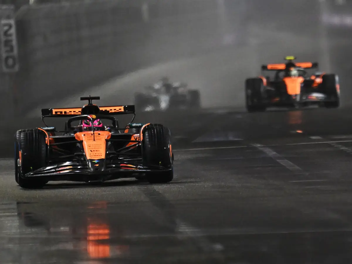 Foto zur News: Zak Brown erklärt, wann McLaren im Titelkampf Teamorder anwendet