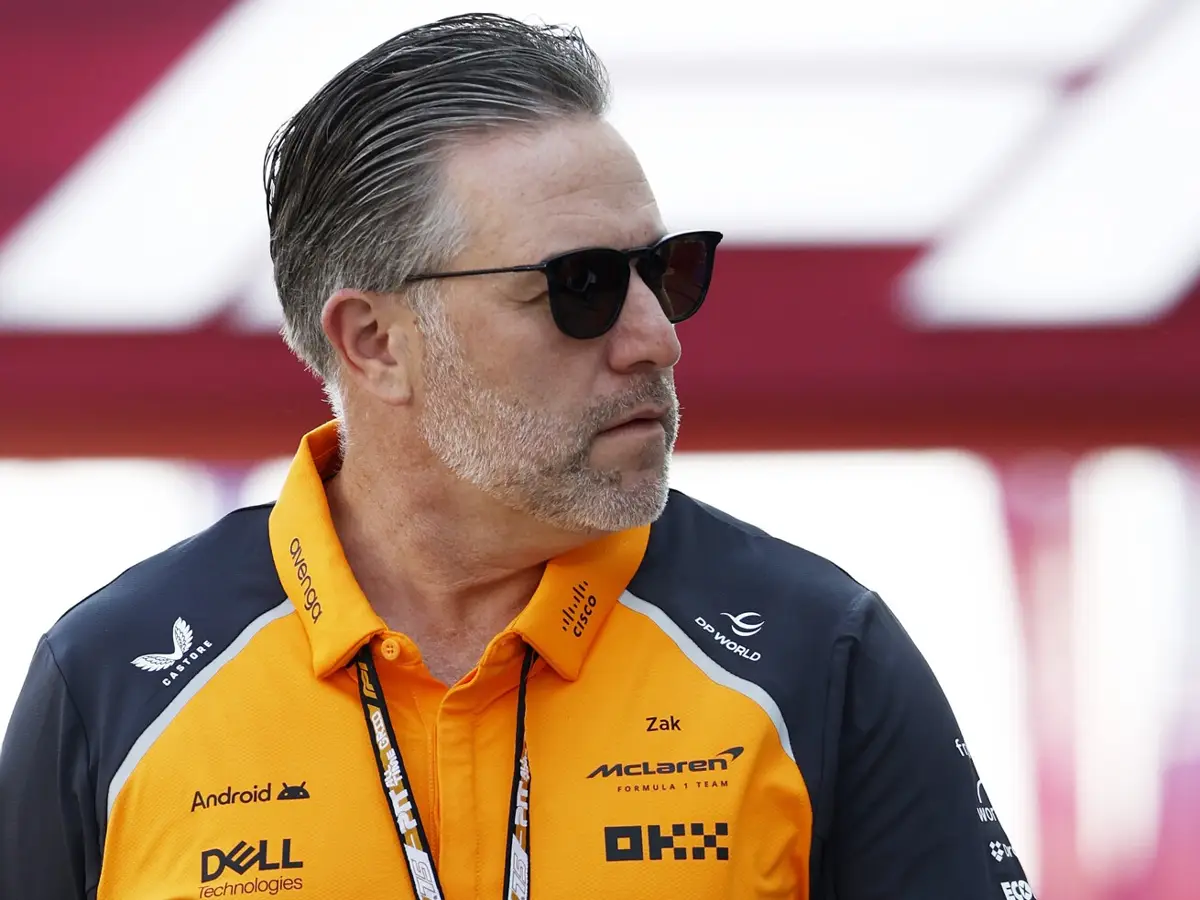 Foto zur News: Zak Brown: Warum Verstappen wie ein Bösewicht in einem Horrorfilm ist