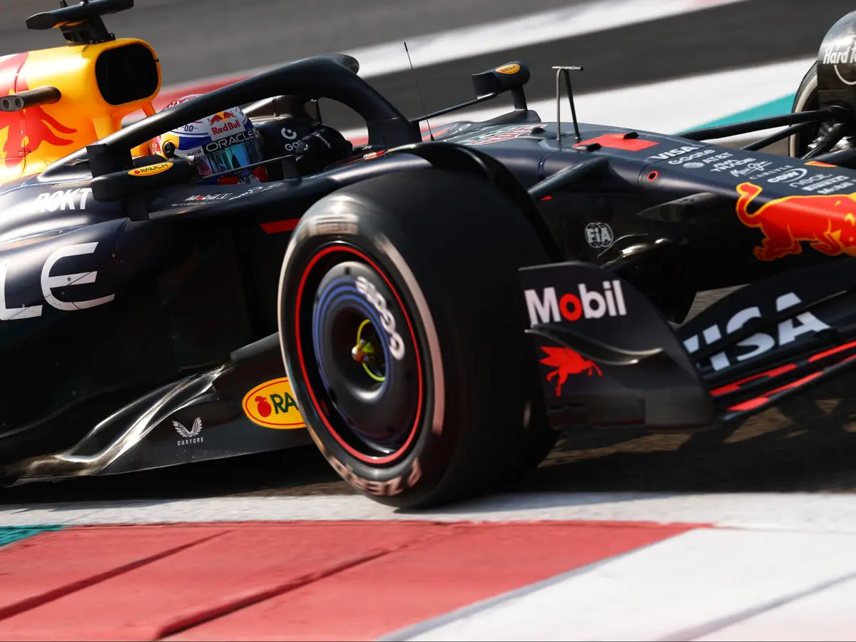 Foto zur News: Red Bull kämpft: "Keine besonders komfortable Situation"