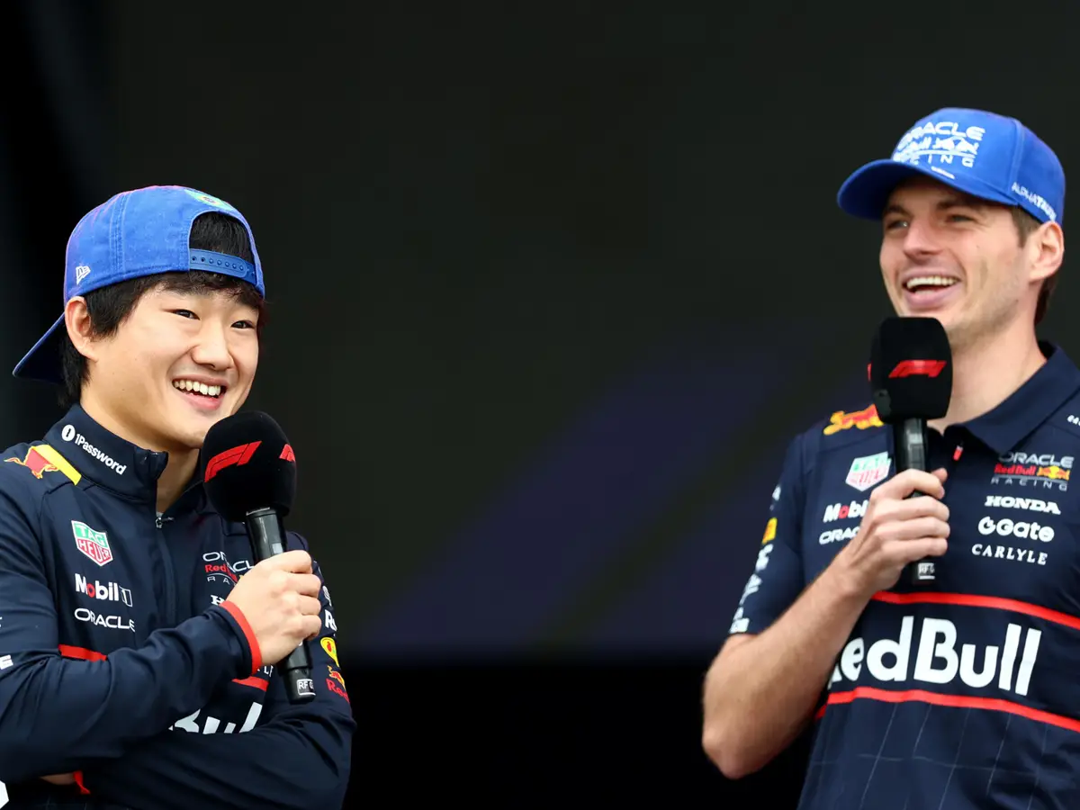 Foto zur News: Yuki Tsunoda erklärt: Windschattenhilfe für Verstappen war nicht einfach