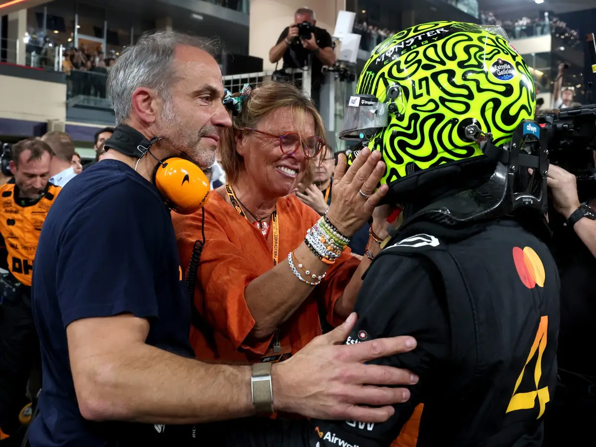 Foto zur News: "Habe ihn nicht aufwachsen sehen": Norris' Mutter über den Weg zum Titel