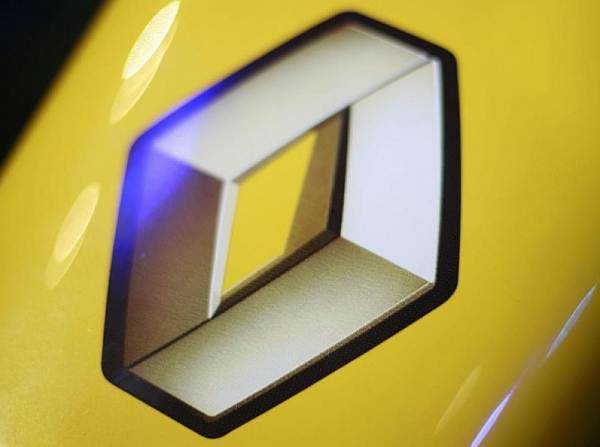Foto zur News: Renault blickt auf eine erfolgreiche V8-Ära zurück