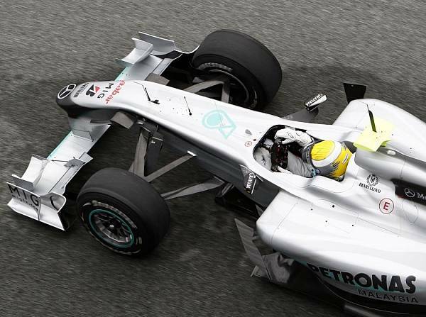 Foto zur News: Rosberg: "Habe es mit dem Besten aller Zeiten zu tun"