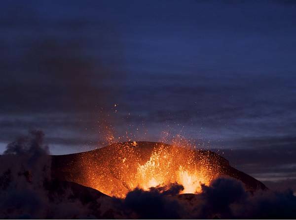 Foto zur News: Vulkanausbruch beschäftigt die Formel 1