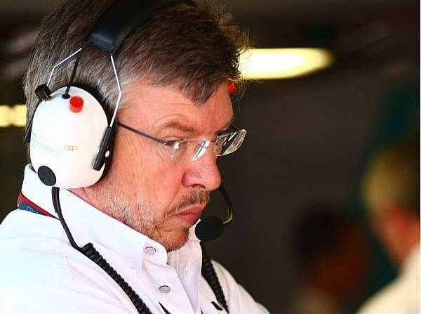 Foto zur News: Pirelli-Effekt bei Schumacher? Brawn vorsichtig...