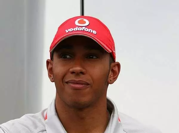Foto zur News: Hamilton: "Der beste Wagen aller Zeiten"