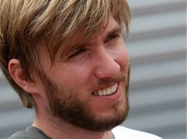 Foto zur News: Offiziell: Mercedes lässt Heidfeld zu Pirelli wechseln