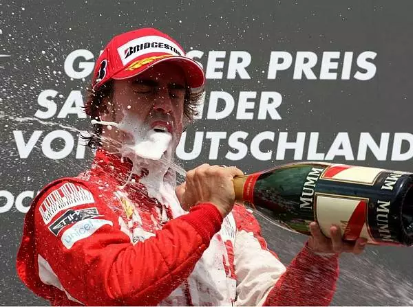 Foto zur News: Ferrari verzichtet auf Berufung - Jubel über Doppelsieg