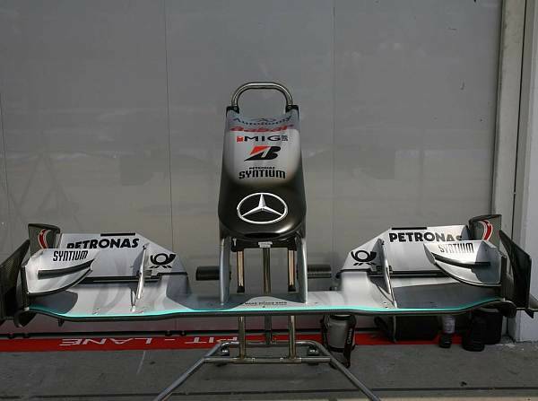 Foto zur News: Mercedes-Motorenabteilung spart Geld