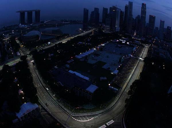 Foto zur News: Ecclestone wartet: Singapur lässt Muskeln spielen