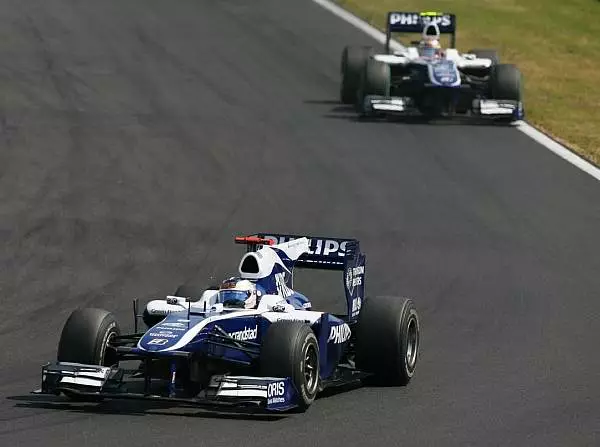 Foto zur News: Williams: Beide Autos in die Top 10 bringen