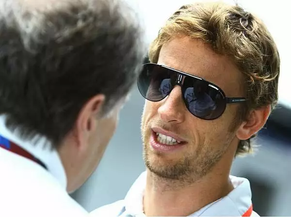 Jenson Button Foto zur News: Bewaffneter Überfall: Schrecksekunde für Button