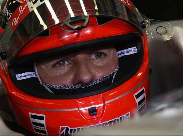 Foto zur News: Schumacher verteidigt Comeback: "Ich genieße es"