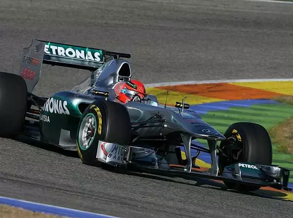 Foto zur News: Schumacher: "Wir bewegen uns vorwärts"