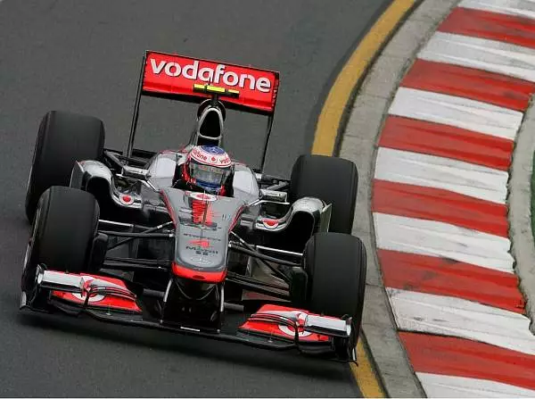 Jenson Button Foto zur News: Vorjahressieger Button mit Freitagsbestzeit in Melbourne