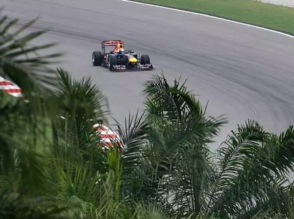 Foto zur News: Red Bull: "Großartige Teamleistung" mit KERS