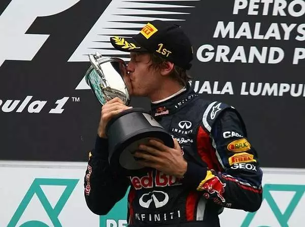 Foto zur News: Laureus: Vettel gegen Ronaldo, Red Bull gegen den FC Bayern