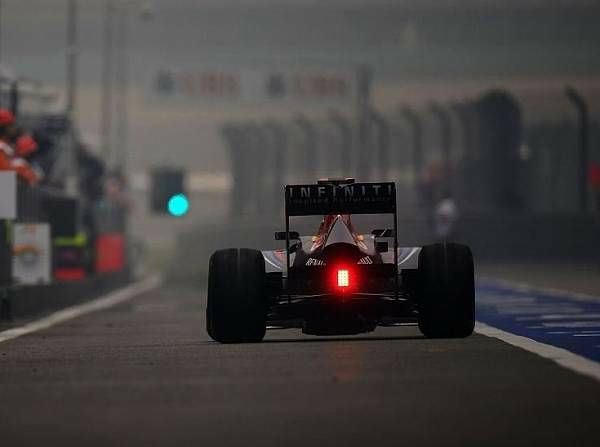 Foto zur News: Freies Training: Vettel auf Pole-Position-Kurs