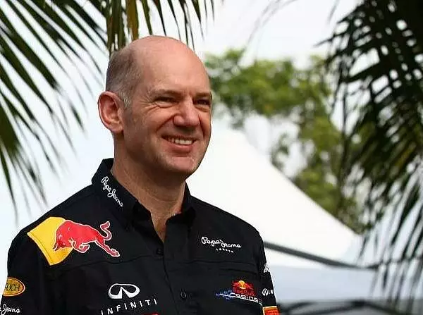 Foto zur News: Newey: Stärken des RB7 und wichtige Entwicklungen