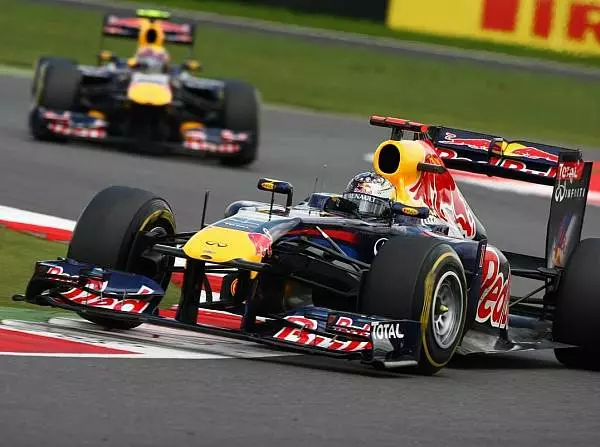 Foto zur News: Red Bull gesteht: Alonso war zu schnell