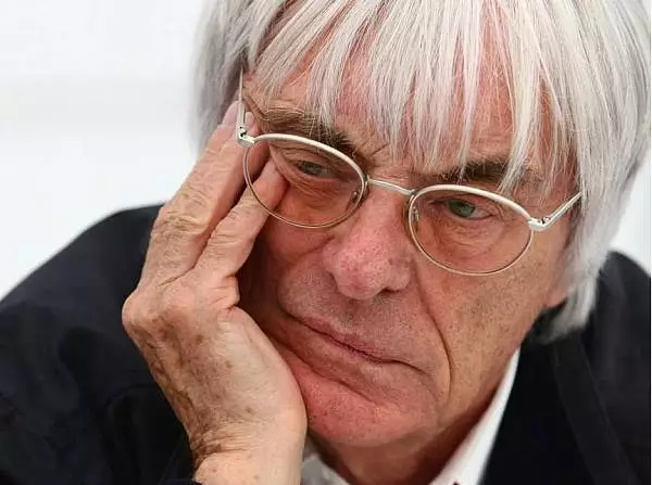 Foto zur News: Streit um Kalender 2012: Ecclestone schießt zurück