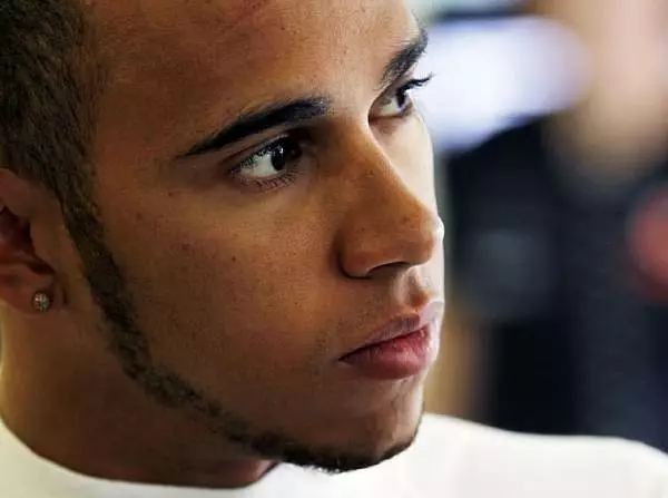 Lewis Hamilton Foto zur News: Hamilton: "Es gibt noch 200 Punkte"
