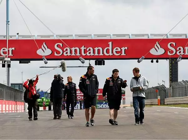 Sebastian Vettel Foto zur News: Nürburgring hat mehr Fans als Hockenheim