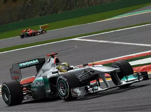 Michael Schumacher Foto zur News: Mercedes: Tolles Jubiläumsrennen für Schumacher
