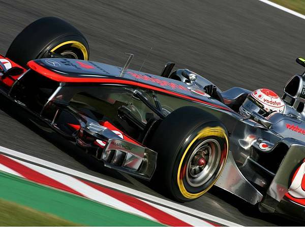 Foto zur News: McLaren dominiert: Fast eine Sekunde vor Vettel!