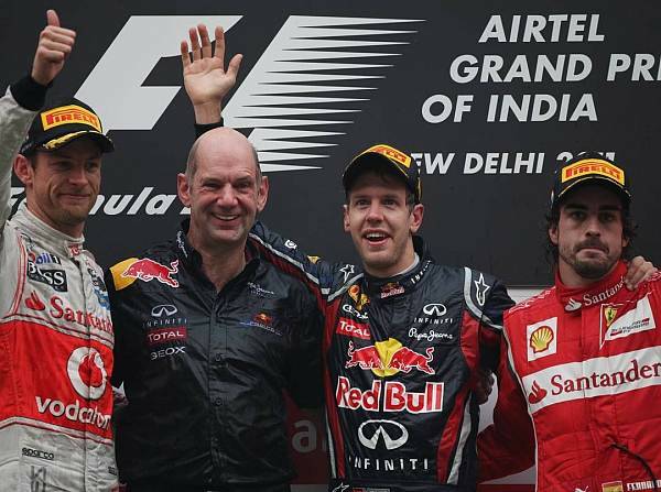 Foto zur News: Vettel schreibt Geschichte: Erster Sieger in Indien!