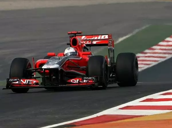 Foto zur News: Marussia-Virgin mit Wickens nach Abu Dhabi