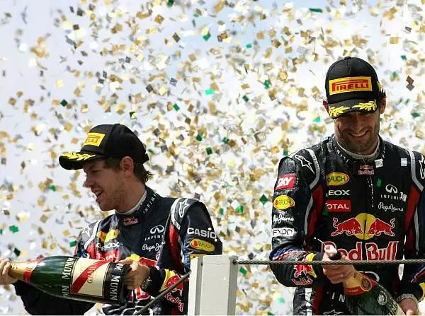 Foto zur News: Vettel im Pech: Webber gewinnt das Saisonfinale